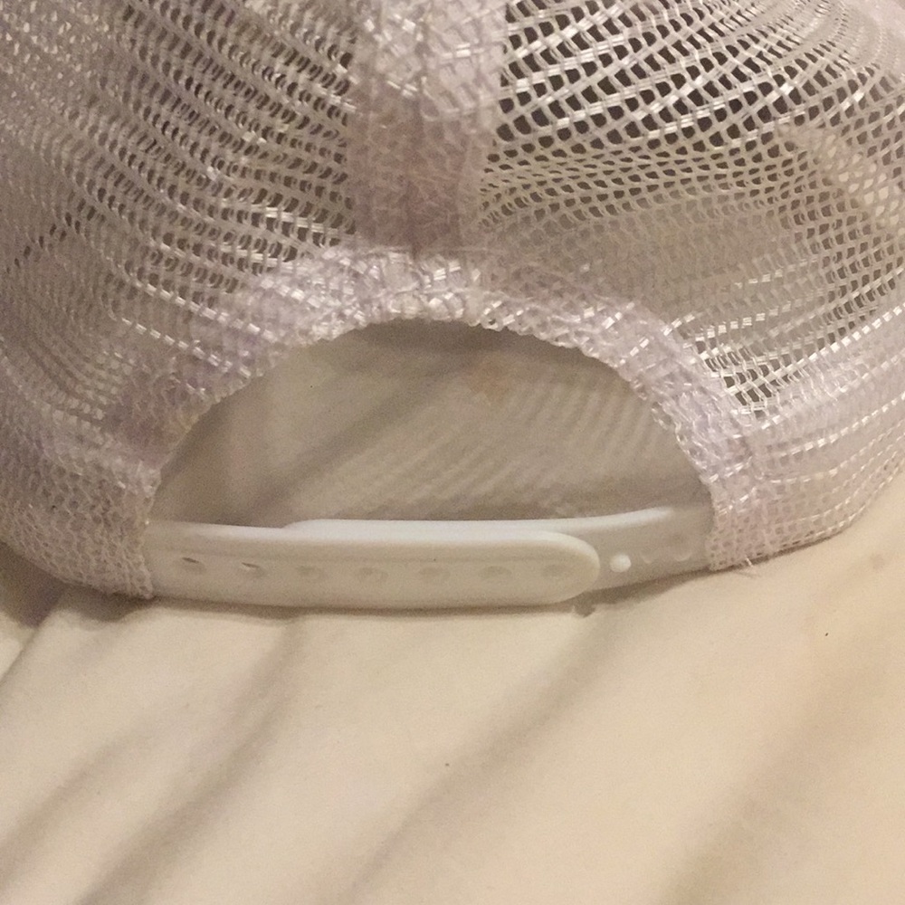 Hat - Picture 3 of 3